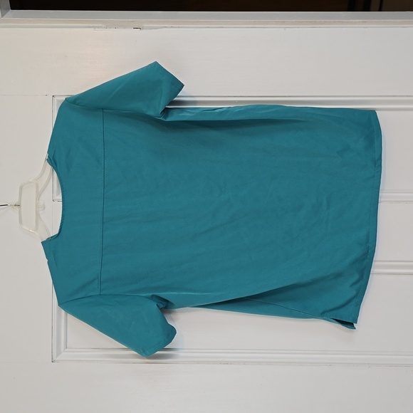 Scrub top - Picture 3 of 3